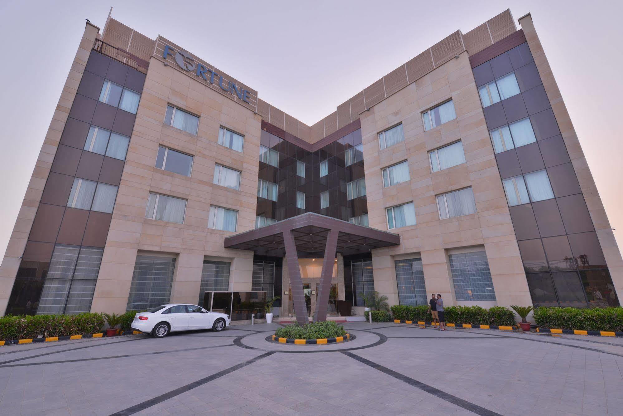Fortune Park Orange, Sidhrawali, Gurugram - Member Itc Hotels' Group Bhiwadi Ngoại thất bức ảnh